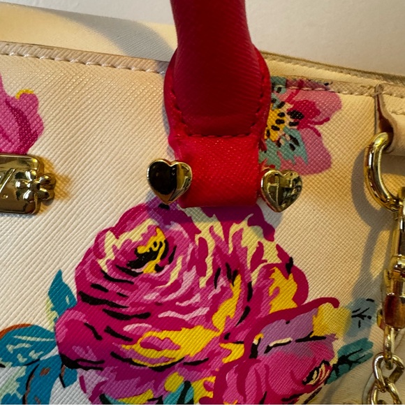 Betsey Johnson Floral Beauty - Picture 3 of 11